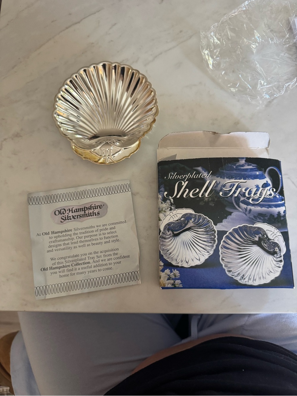 vintage Old Hampshire Silversmiths silverplated clam shell dish